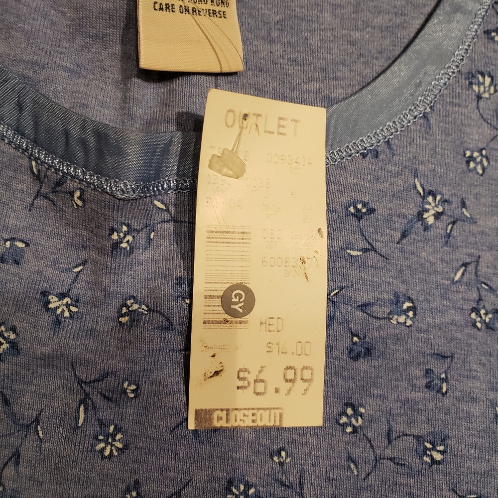 Flower Tee - Picture 3 of 3